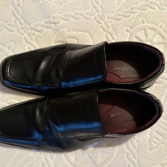 Men's Black Leather Loafers by Freeman Size 10 - Picture 4 of 9